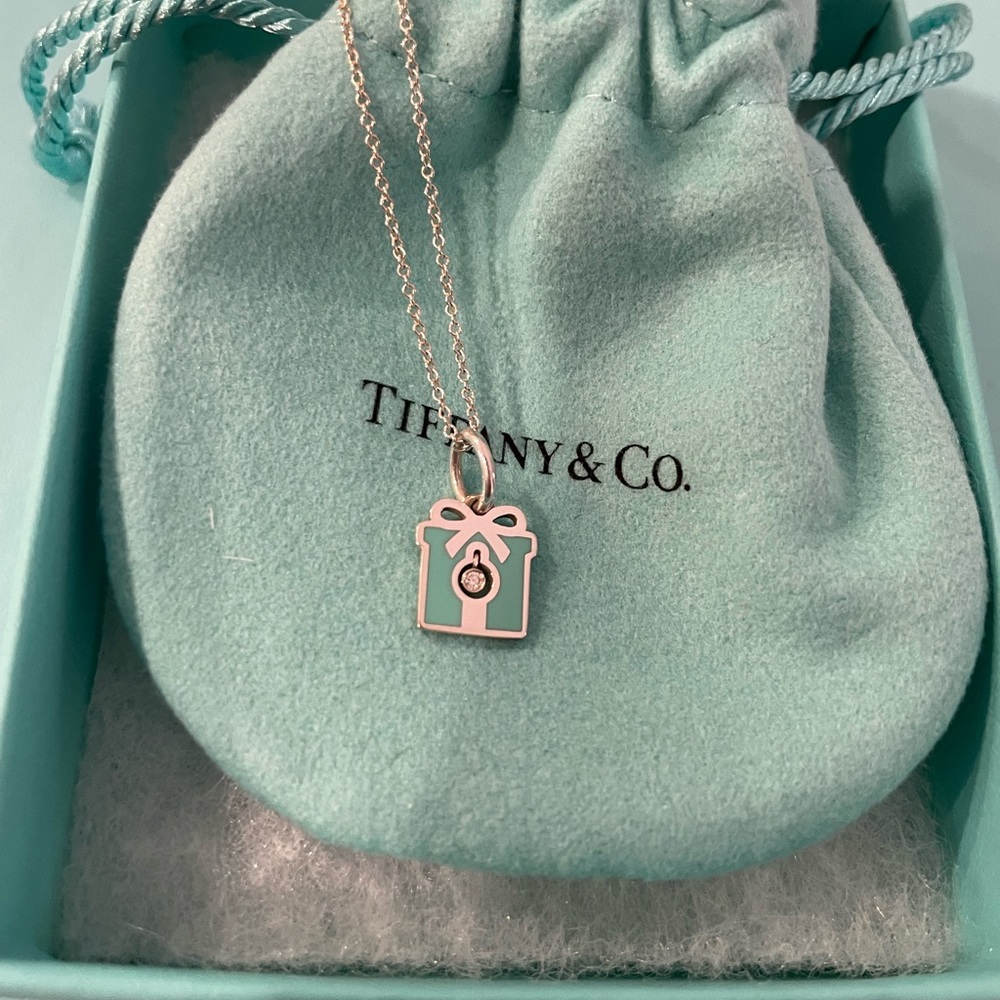 Tiffany & Co gift‎ charm/pendant with diamond necklace